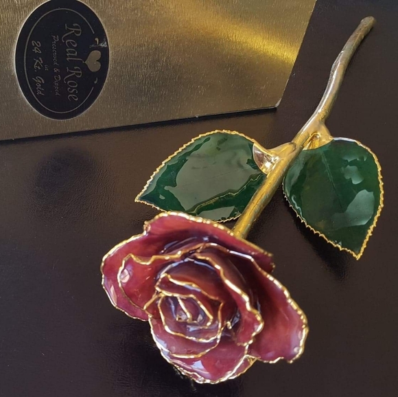 Real 24k Gold Rose - gift or collectable - Picture 3 of 5